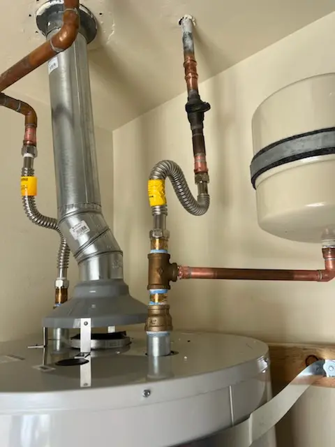 Water heater installation and plumbing repair in Williamhurst